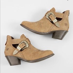 Ariat Dulce Leather Western Ankle Boot